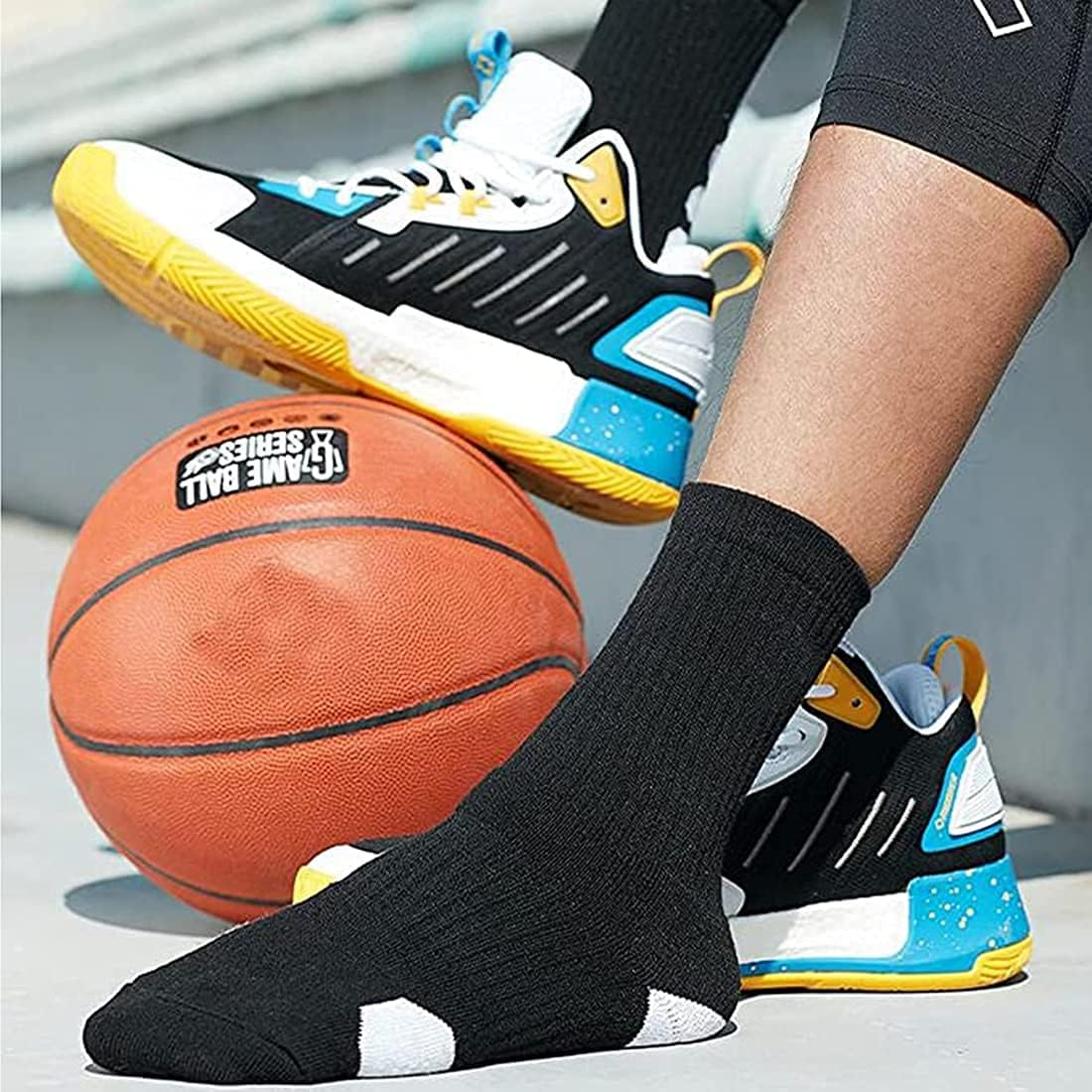 Elite Basketball Socks, Cushioned Mid-Calf Athletic Sports Running Socks for Men & Women image number 2