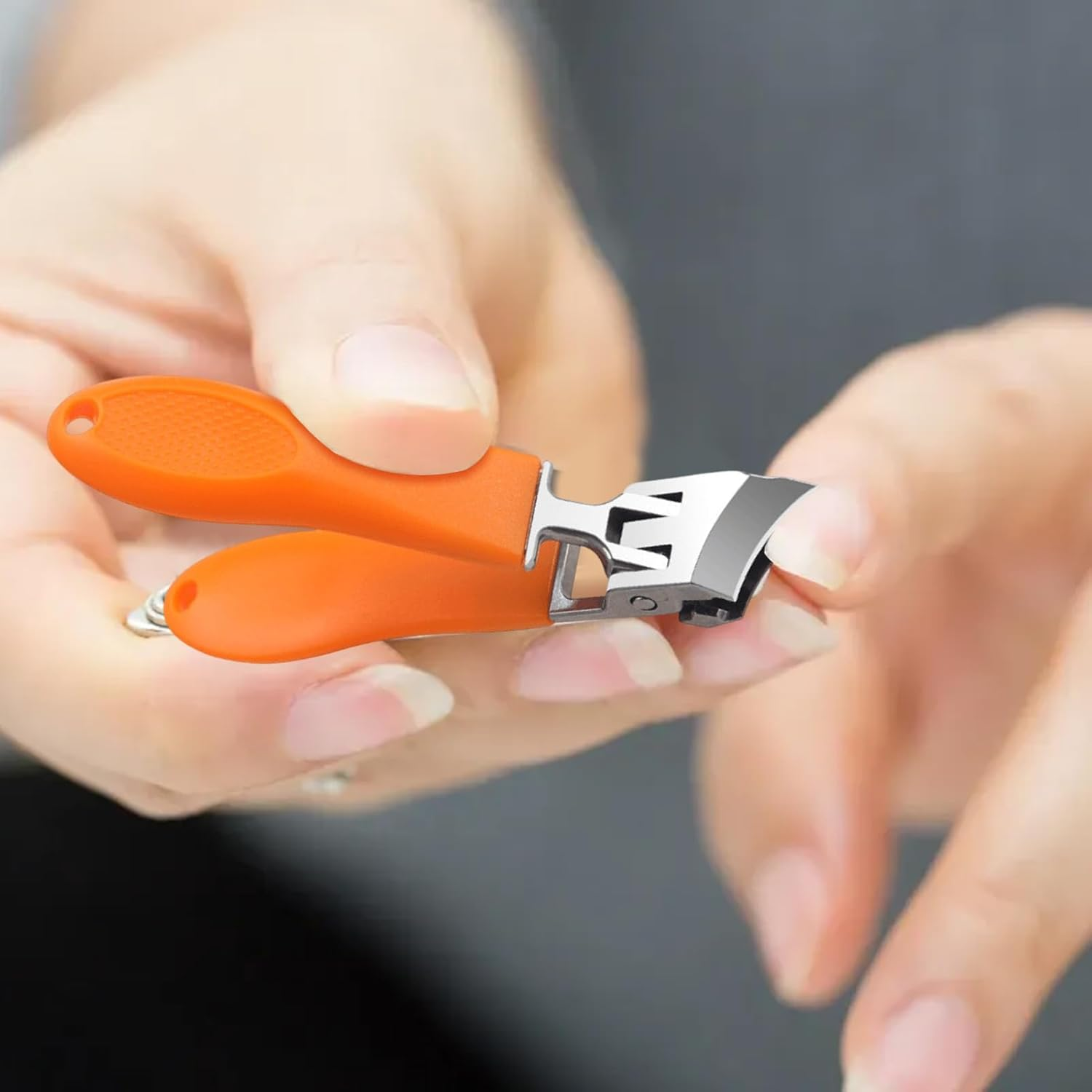 Furtryvl Curved Toenail Clippers - No Splash Nail Trimmer for Men | Slant Curved Nail Clippers for Thick Toenails and Ingrown Nails, Podiatrist Toenail Clippers for Seniors and Men