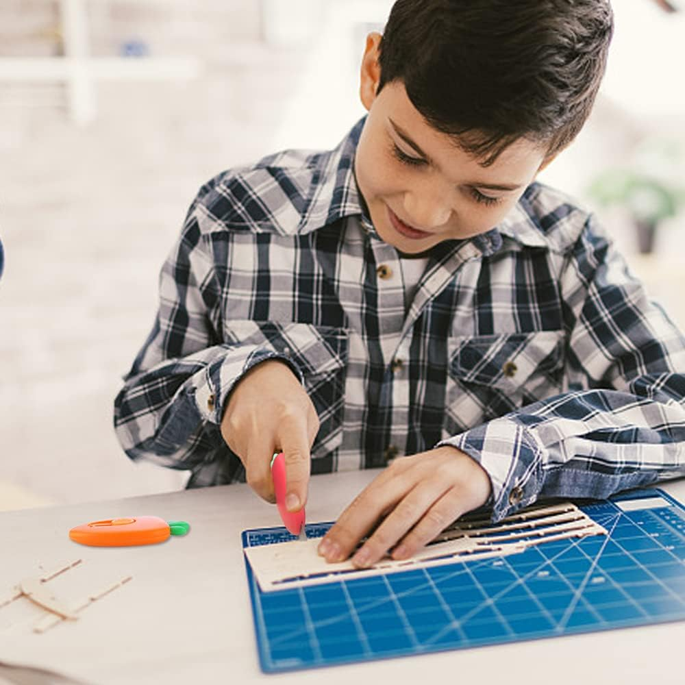 Hengke 2 Pack Mini Creative Carrot an Strawberry Shaped Art & Craft Cutter Retractable Box Letter Opener Portable Utility Knives Office School Stationery for Cutting Envelope Paper Cardboard image number 3