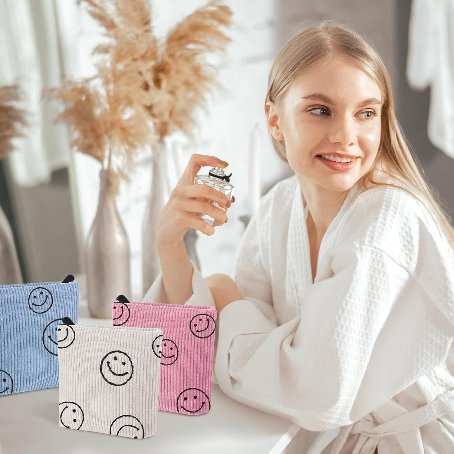 Teircno 2 PCS Preppy Corduroy Period Bag for Women, Cute Smiley Face Sanitary Napkin Storage Bag Portable Period Pouch with Zipper, Sanitary Pads Bag Tampons Holder for Purse First Period