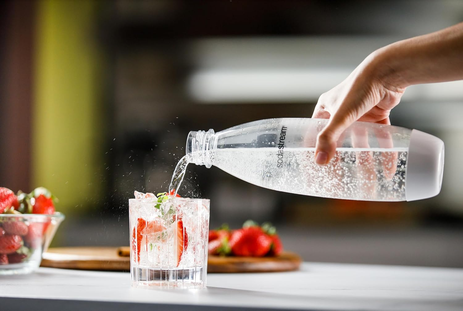 Sodastream 1100958011 1-Liter Carbonating Bottle, Black, 2-Pack - Black image number 3