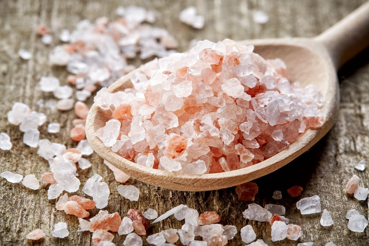Honest to Goodness, Himalayan Rock Salt - Crystals, 5Kg - Hand-Mined in the Himalayan Mountains. Delightful Pink Colour, Course in Texture and Is a Natural Source of Many Minerals.
