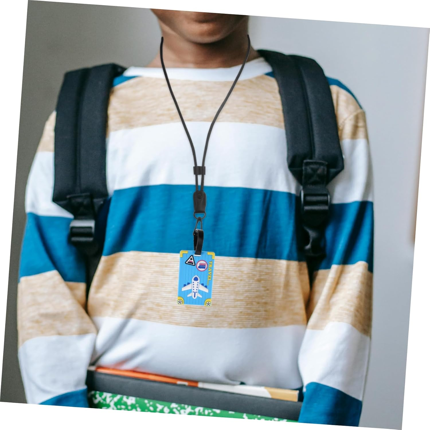 COSMEVIVI Luggage Tags Fun Airplane Design Travel Name Tags Lightweight Versatile Card Holder image number 3