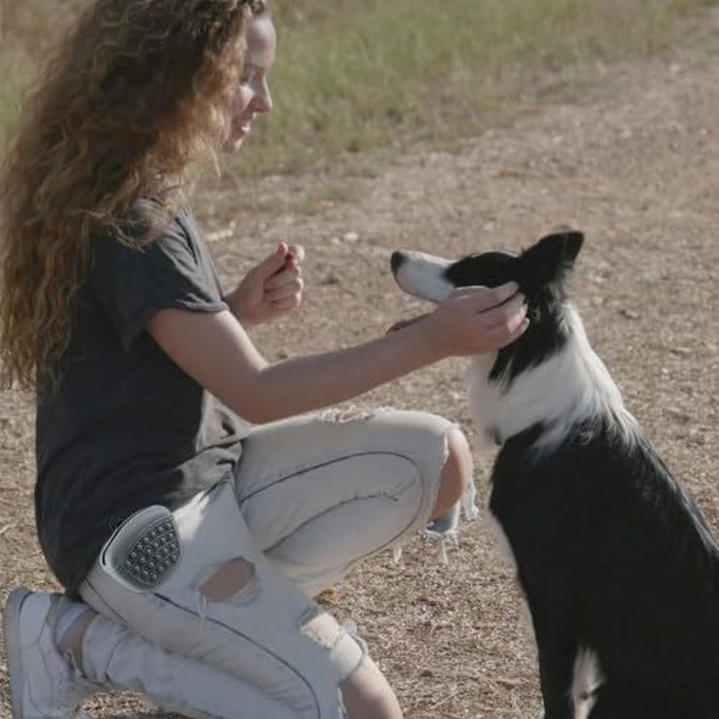 Dokeno Silicone Dog Treat Bag, Pack of 2 Pet Food Bags for Dog Training, Portable Dog Training Snack Bag with Clip and Zip, Black and Grey image number 1