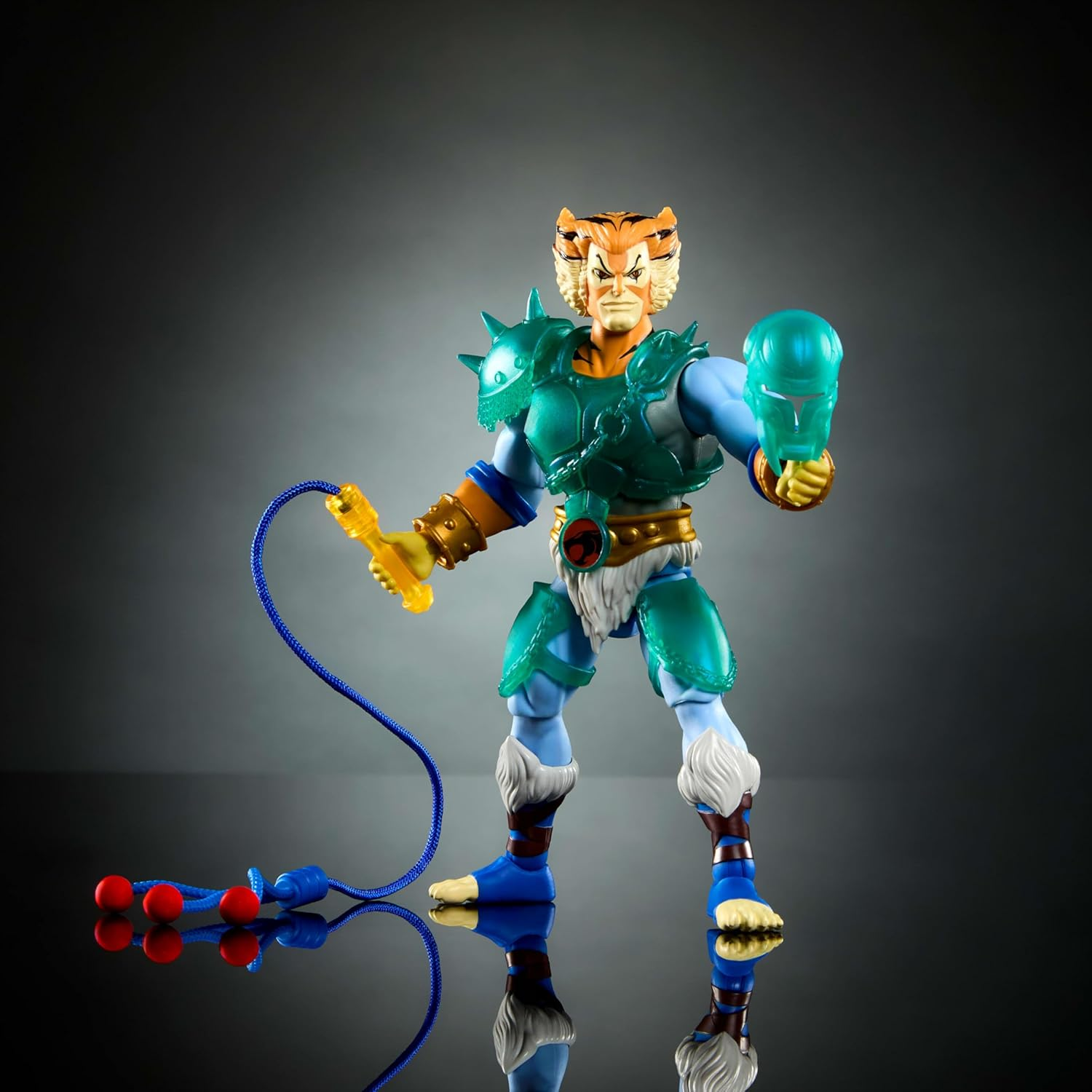 Masters of the Universe Origins & Thundercats, 5.5-Inch Posable Action Figure Tygra, 1980S Crossover Toy Removable Armor, Bolo Accessory & Mini Comic image number 4