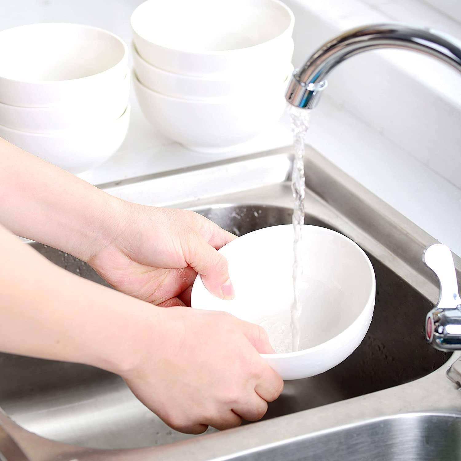 HUIRUMM Cereal Bowl, Set of 8 round Dish Bowls,780Ml Soup Bowl for Cereal/Soup/Rice/Desserts/Ice Cream/Breakfasts, Dishwasher & Microwave Safe, Series Regular- White image number 4