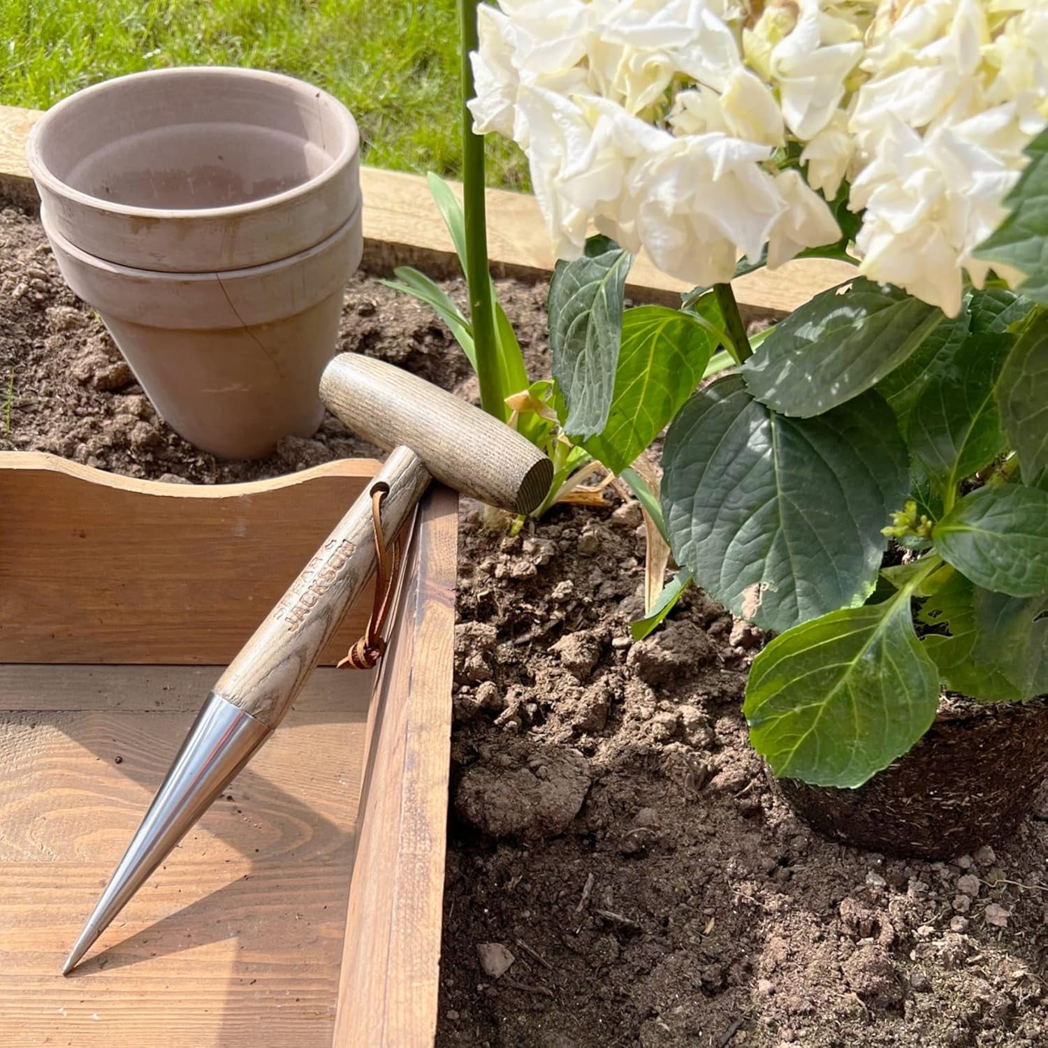 Spear & Jackson 5610DB Traditional Dibber, 28.5 X 11 X 3.5 Cm image number 3