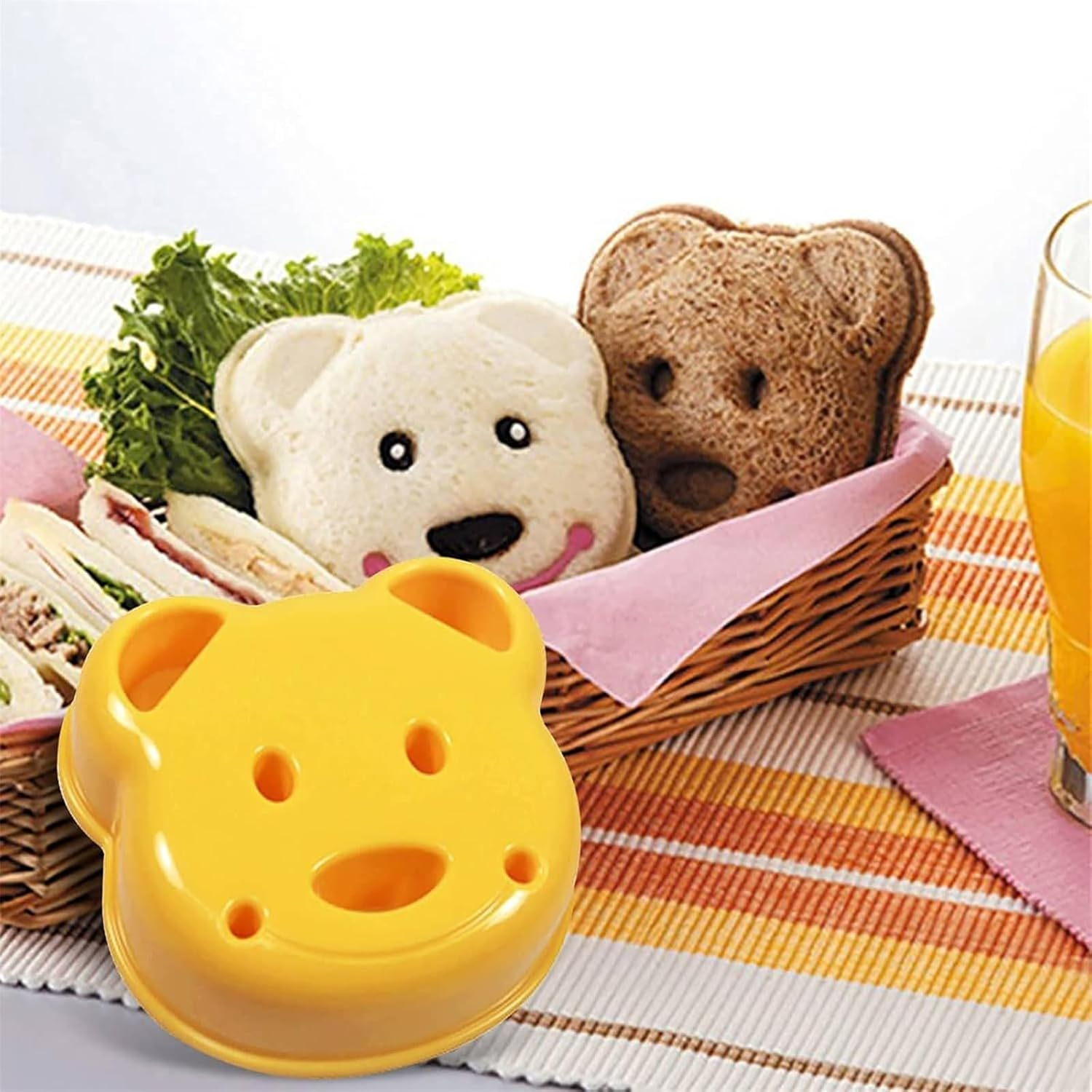 5 PCS Sandwich Cutter and Sealer for Kids, Mini Cartoon Bear Squirrel Dolphin Sea Dog Bread Cutter Sandwich Cutters for Kids Bento Box image number 6