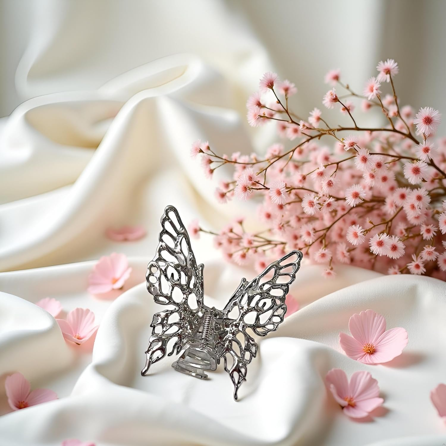 Silver Butterfly Openwork Metal Hair Clips for Women Large Hair Claw Clips for Thick Hair Vintage Geometric Headband Women Girls Non-Slip No Broken Strong Hold Hair Clamps Hair Accessories image number 5