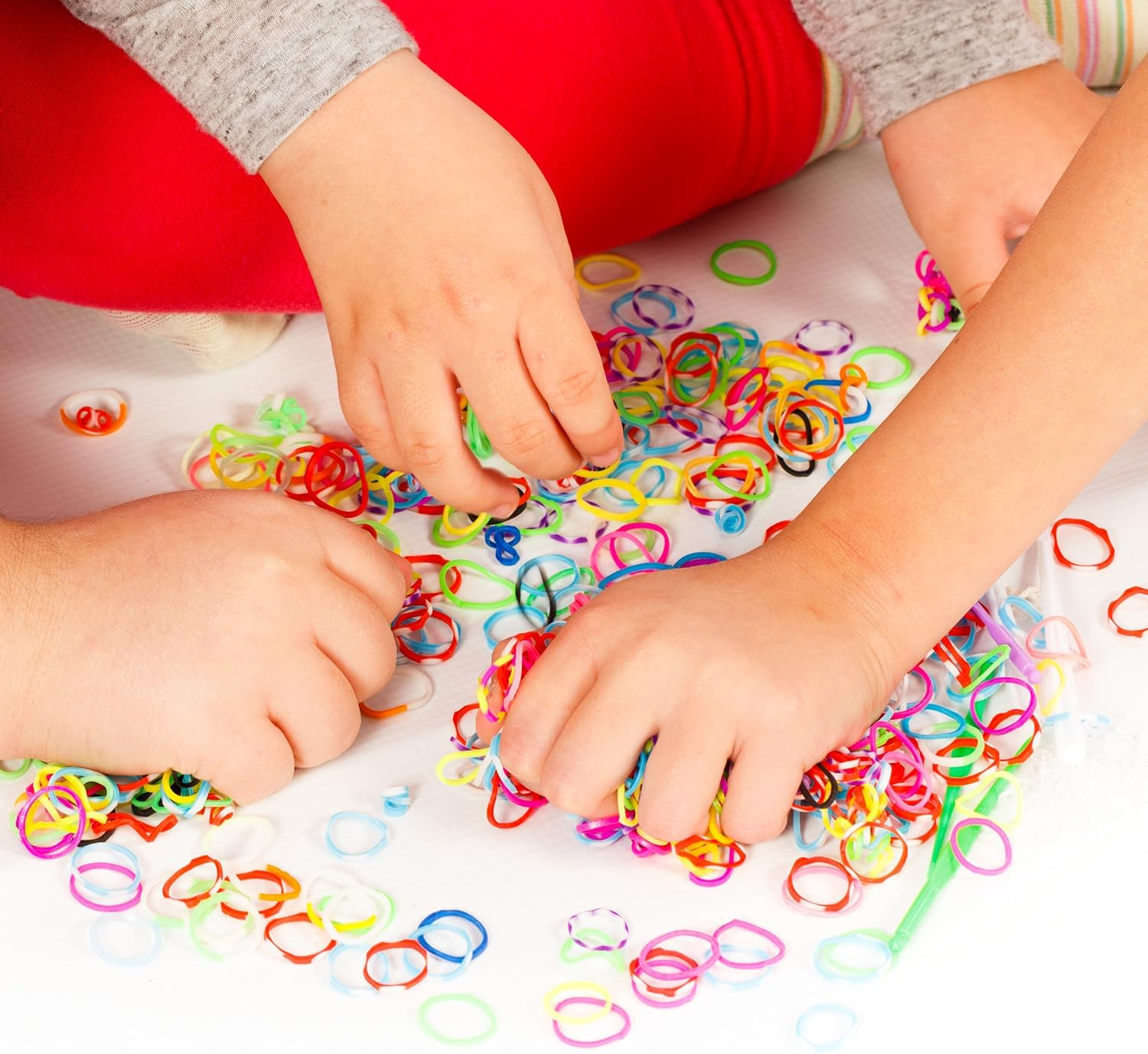 Pack of 1500 Hair Bobbles Small Rubber Bands Colourful Hair Bobbles Rubber Hair Bands Boxed Hair Bands Elastic Hair Bands for Children Girls Ladies Hairstyles