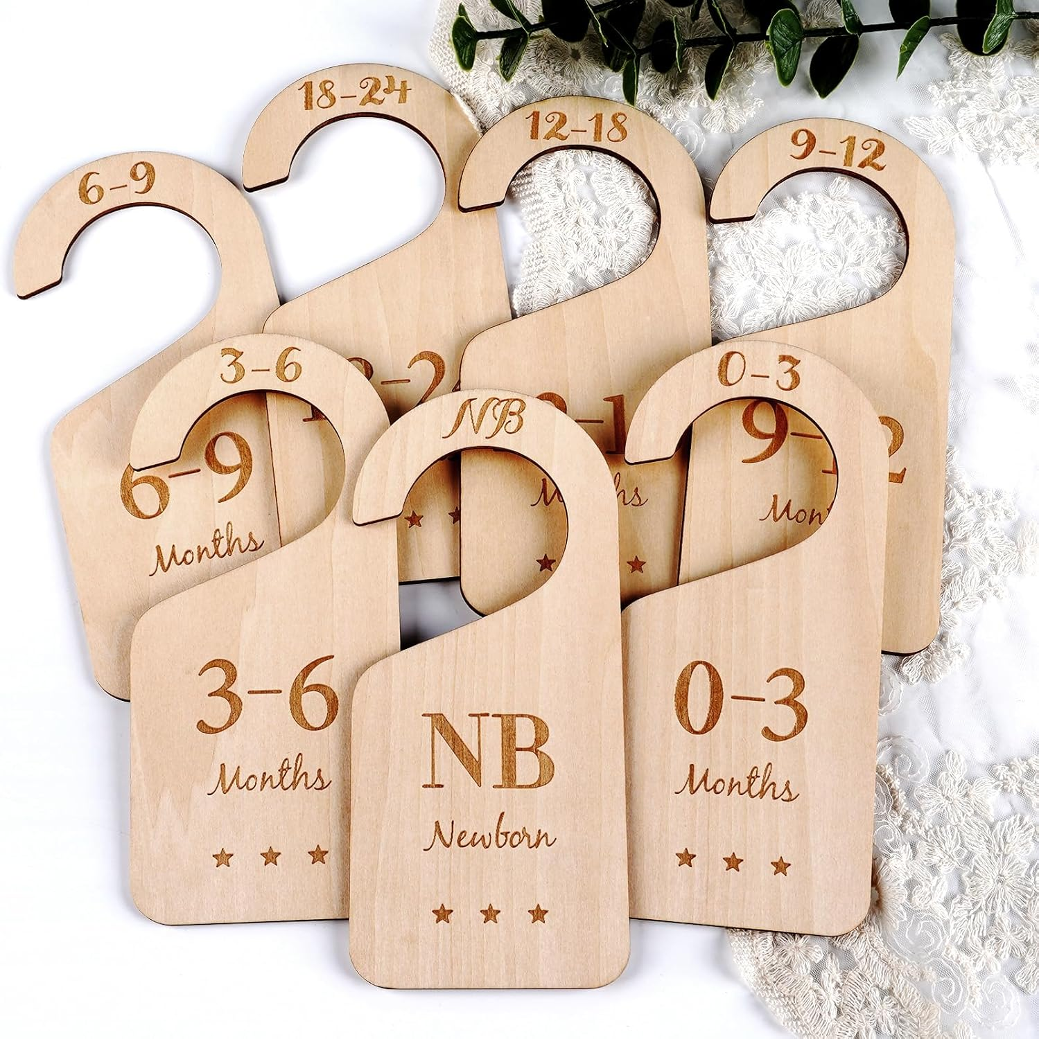 HOU&Iacute;SM Wooden Baby Closet Size Dividers 7Pack, Baby Clothes Organizers Home Nursery Decor, Thicken and Double Sided from Newborn to 24 Months, Hanging Closet Dividers for Newborn Baby Shower image number 4