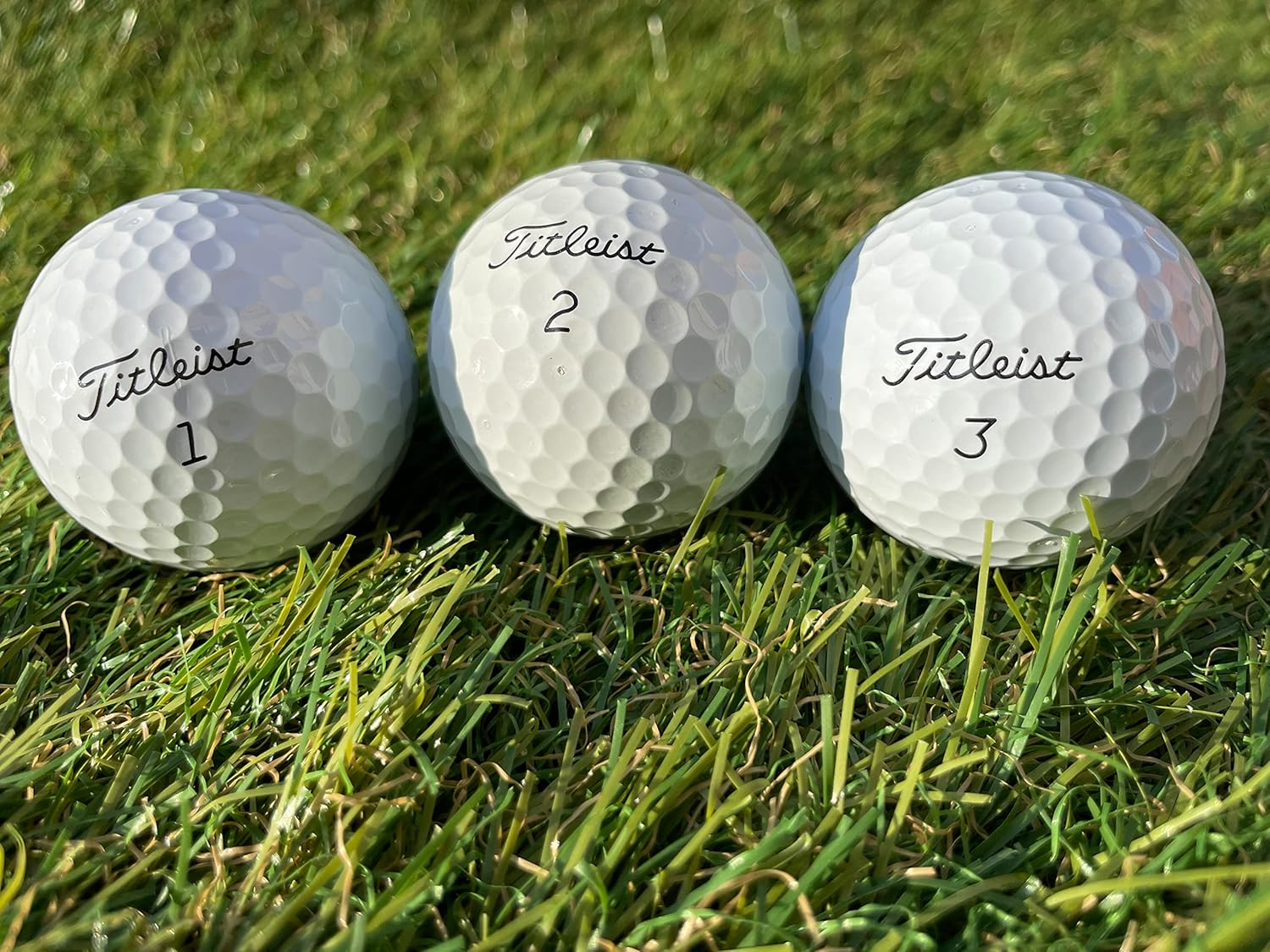 Titleist 12 Pro V1 X Mix Mint Used Golf Balls White image number 1