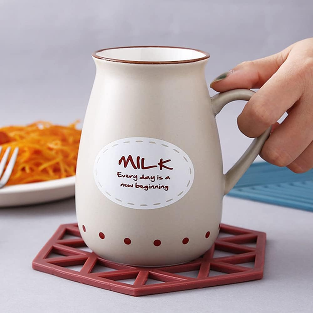 Extra Thick Silicone Mat, 4PCS Silicone Kitchen Mat, Heat Resistant Multi-Purpose None Slip Table Place Mats for Hot Pots Holder, Pads, Pans, Dishes, Spoon Rest, Coaster (White Triangle)