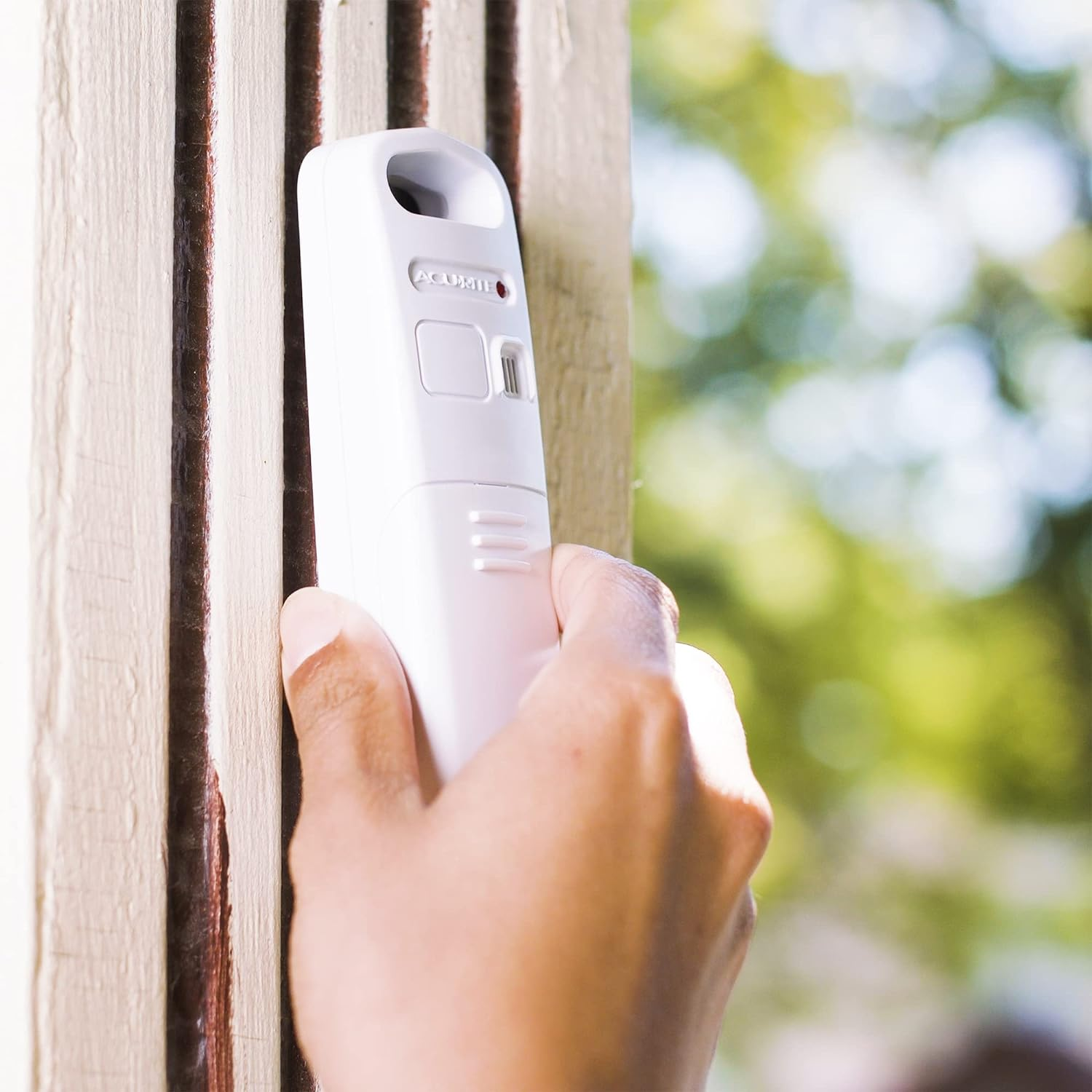 Acurite Sportsman&rsquo;S Weather Forecaster with Hunting and Fishing Activity Meter (00249) image number 5