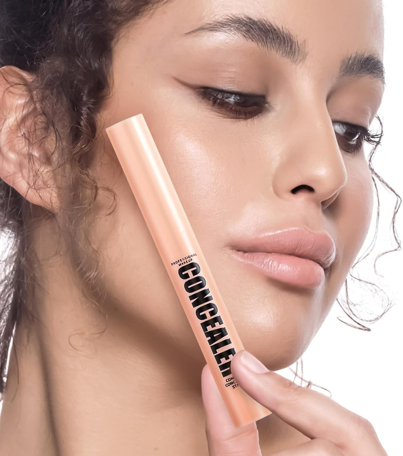 Boobeen Waterproof Concealer Stick, Soft Matte Cream Contour Concealer, for Blemishes, Dark Circles, Correction of Skin Color, Create a Natural and Flawless Makeup Look - 01 image number 6