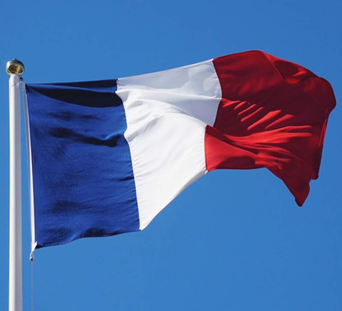 France Flag 90 * 150 CM, French Flag, Polyester Thickness, Fade Resistant, Brass Grommets, Canvas Header, Indoor,Outdoor, Vibrant Colors,Not Fear of Rain and Snow image number 6