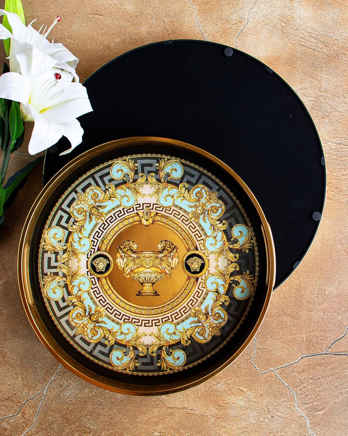 The House of Florence Venus Home Decoration Set of 2 round Serving Trays