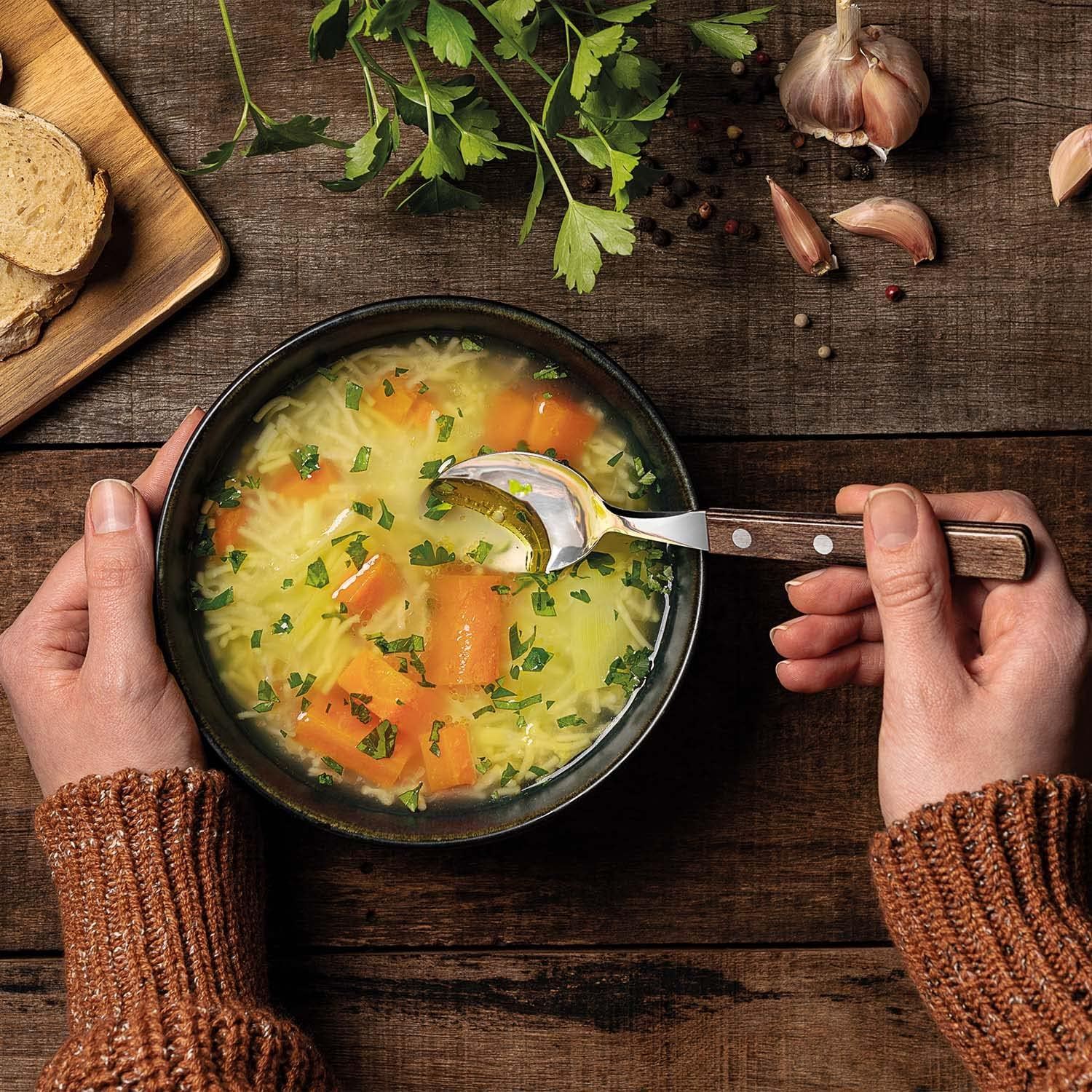 Tramontina Stainless Steel Tableware 24-Pieces Set with Polywood Handles image number 2