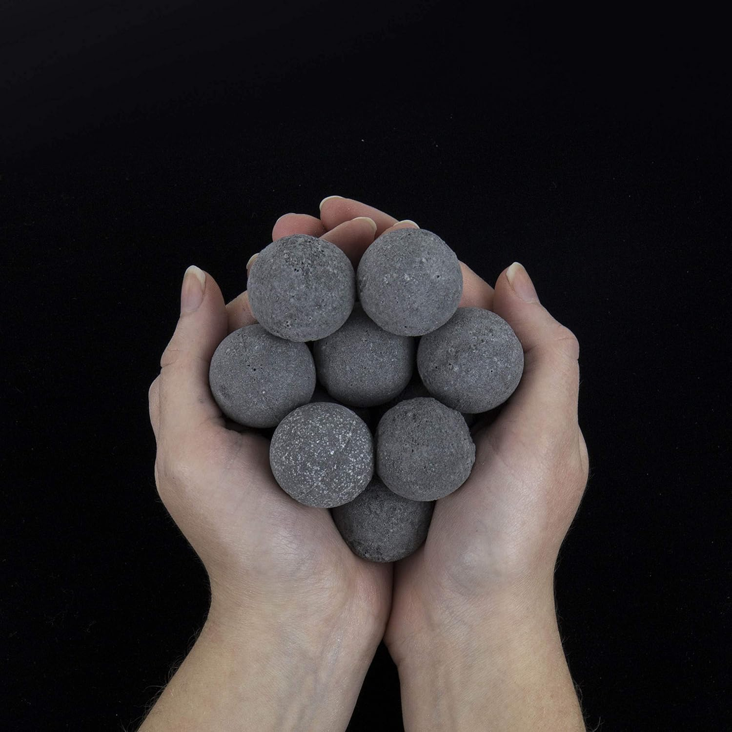 Gift Republic Dark like My Heart Bath Bombs 10 Pack, Charcoal Infused, Re-Sealable Bag, Black Bath Soak, Relaxing Mood Booster, Unique Pamper Set, Vegan Friendly image number 5