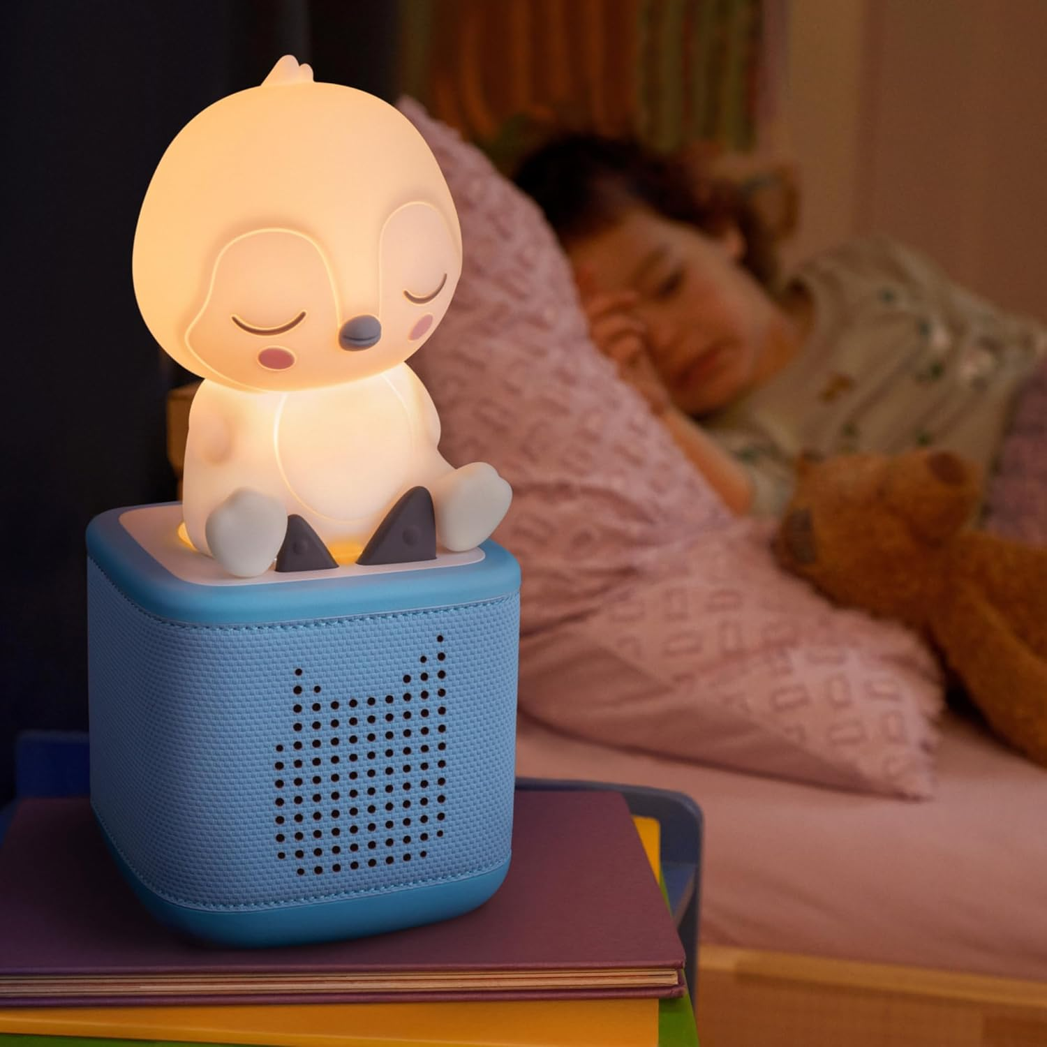Tonies Sleepy Friends Penguin Night Light Tonie image number 2