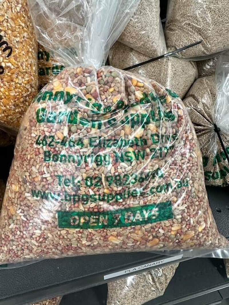 Avigrain Pigeon Mix, 4Kg - Premium Breeders image number 1