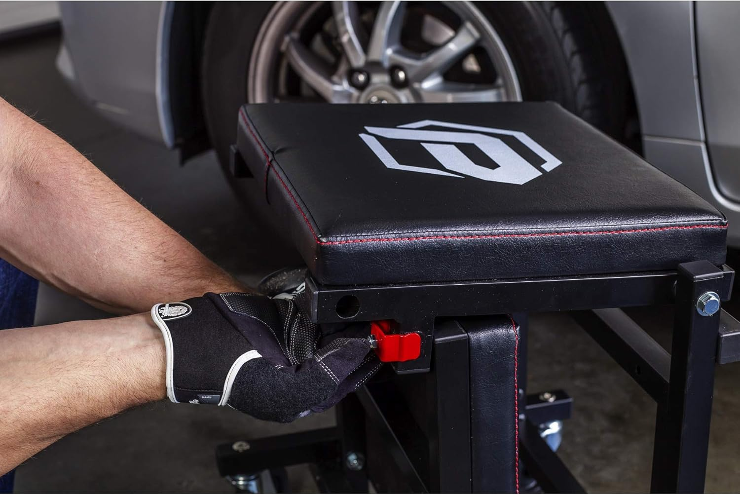 Powerbuilt 2-In-1 Rolling Creeper Seat Converts from High to Low Roller Seat, Fast, Tool-Free Conversion, Garage, Shop, Brake Jobs, Washing, Detailing, Maintenance, Thick Pad, 3-In. Casters - 240298 image number 1