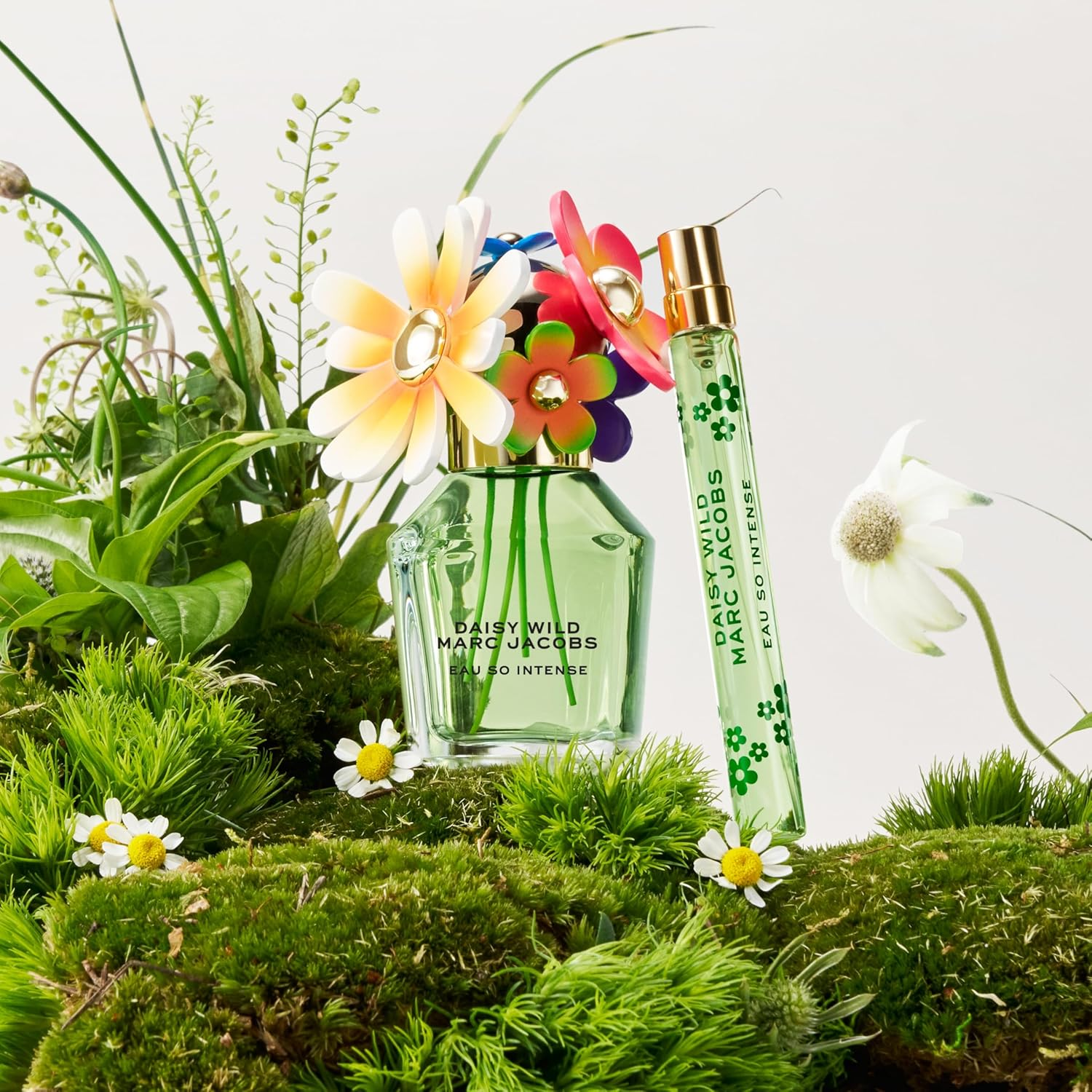 Marc Jacobs Daisy Wild Intense Eau De Parfum for Women 30 Ml image number 6