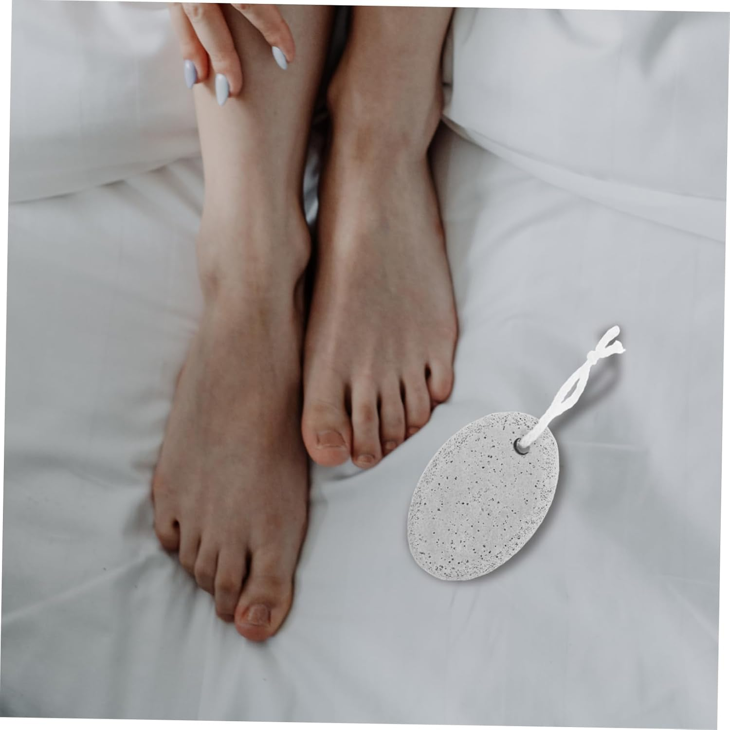 PRETYZOOM Natural Foot Pumice Stone for Feet Lava Pedicure Tools Hard Skin Callus Remover for Feet and Hands Light Grey image number 1