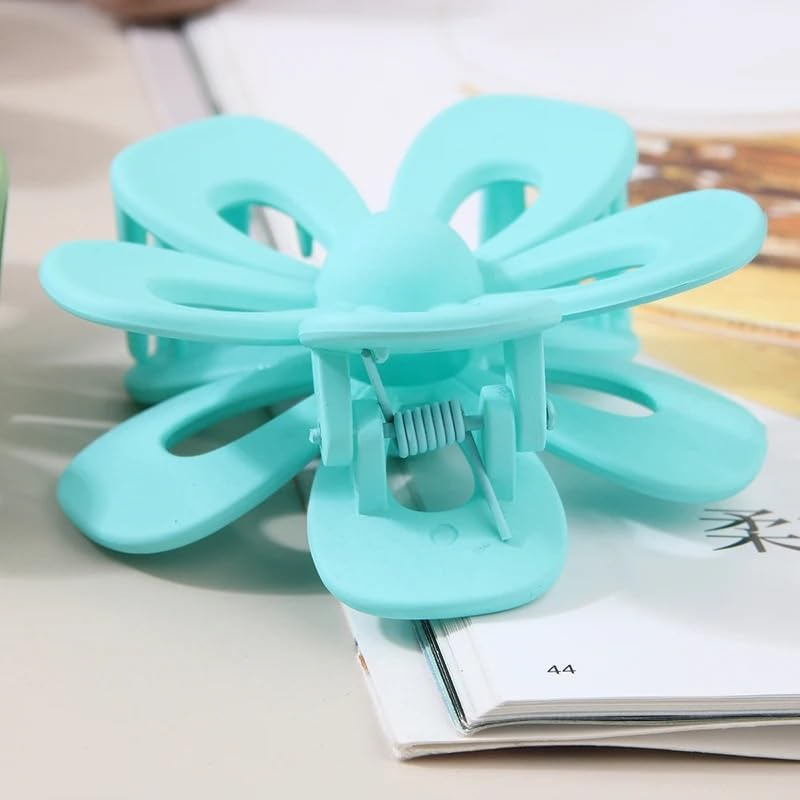 Hair Claw Clips 7CM Ladies Fashion Solid Color Frosted Hollow Flower Hairpin Headdress Shark Clip Hair Accessories image number 6