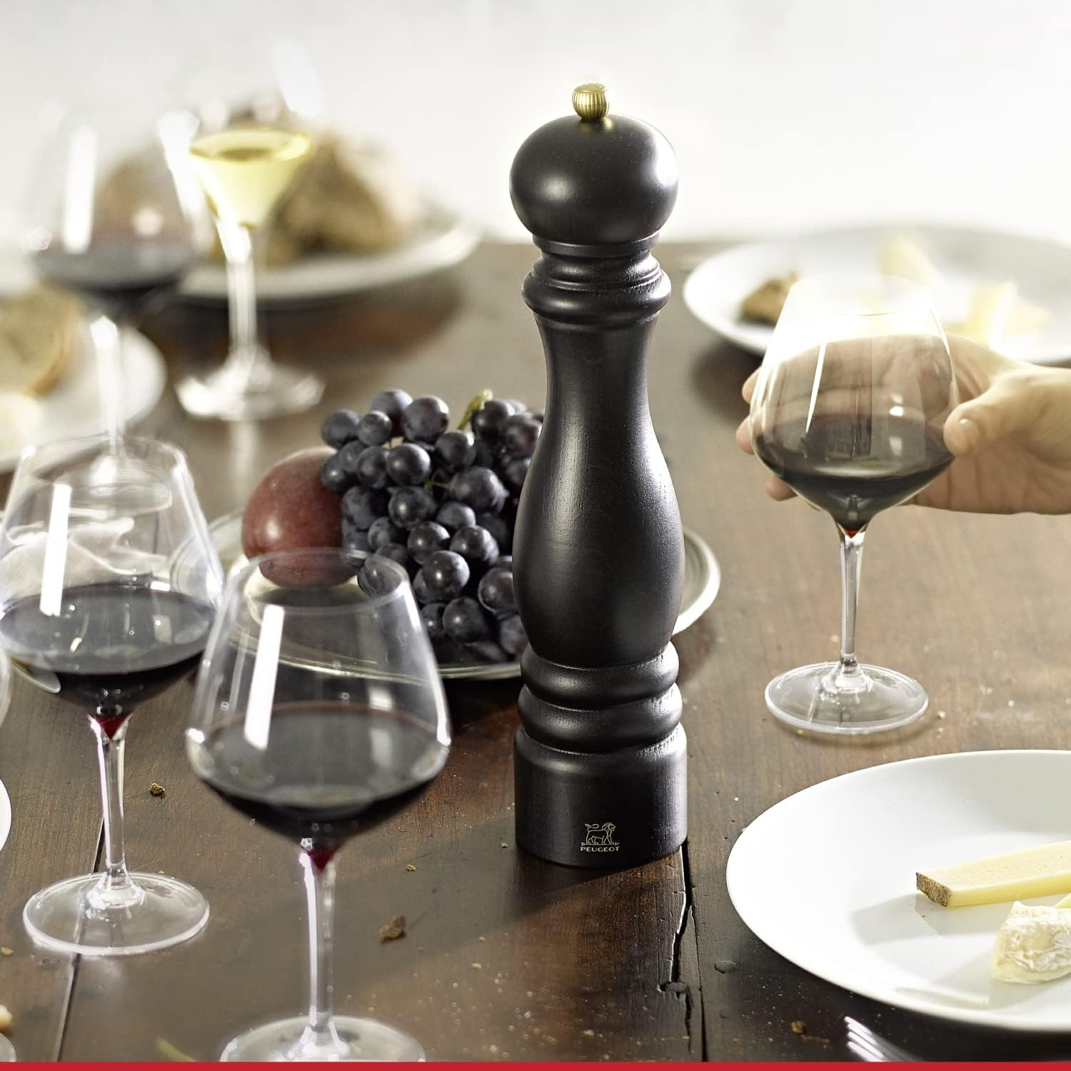 Peugeot 870422/SME/1 Paris Classic 9 Inch Salt Mill, Chocolate image number 5