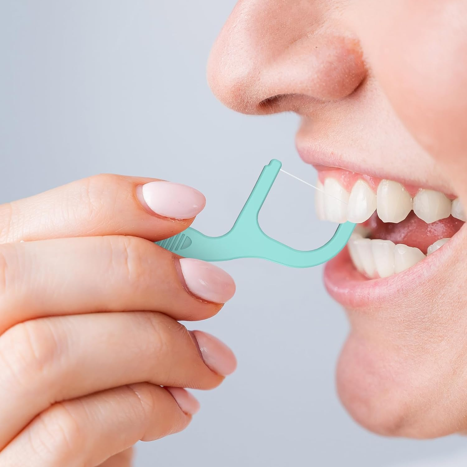 RAZOKO Dental Floss Picks Extra Strong Flosser Pick Toothpicks Fresh Mint 200 Count image number 5