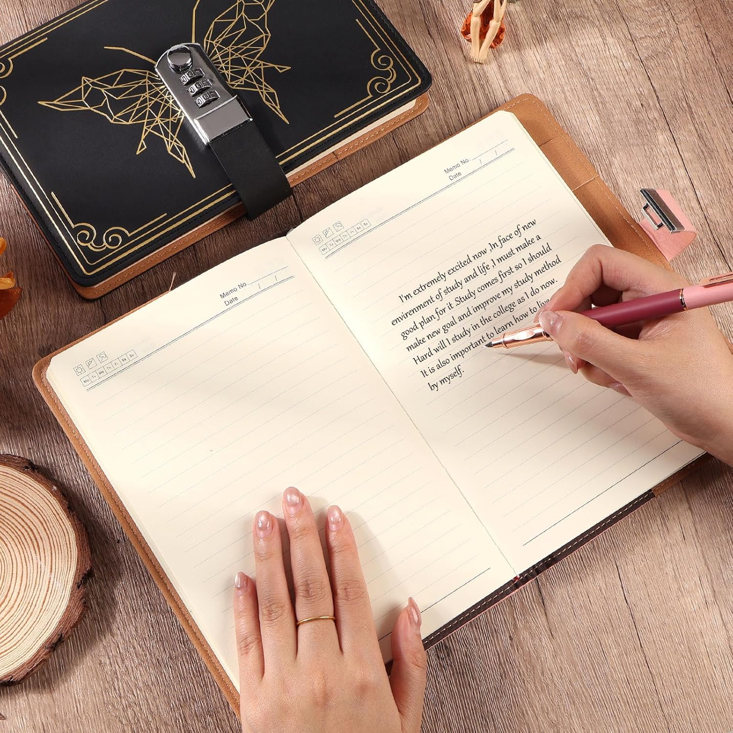 Literary Vintage Locking Leather Notebook,Beautiful Butterfly Pattern Compass, A5 Notebook for Women and Men image number 1