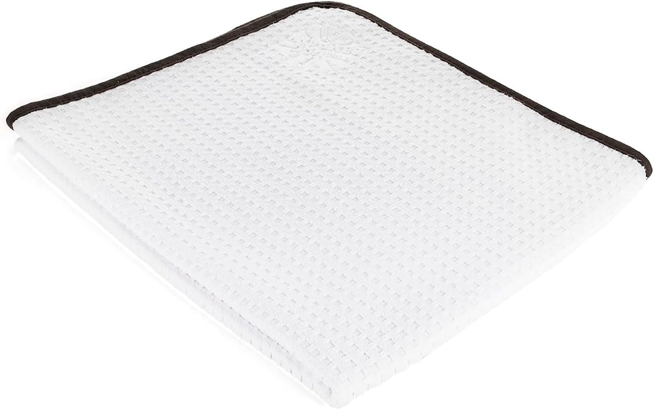 The RAG Company Huge Dry Me a River 26 In. X 59 In. Professional Korean 70/30 Microfiber Waffle-Weave Drying & Detailing Towel image number 2