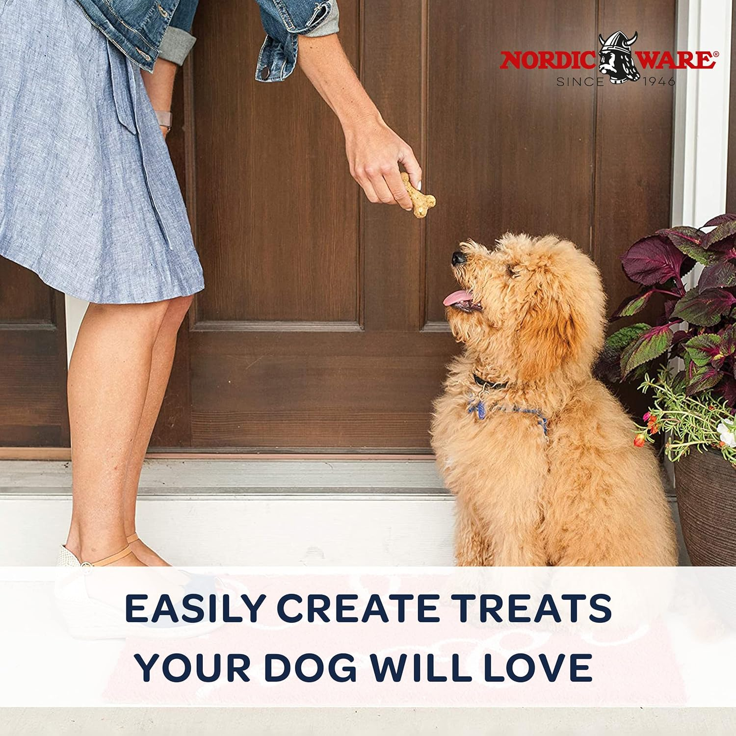 Nordic Ware USA Puppy Love Colors Specialty Aluminum Cake Pan, Navy, 37.5 X 25.5 X 1.5 Cm image number 2