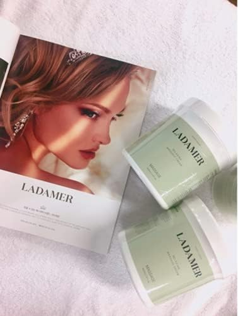 Cell-Regeneration Essence 350Ml Intensive Cell-Repair Effect, Intensive Cell-Repair Effect through Its Rich Nourishing Made in Korea