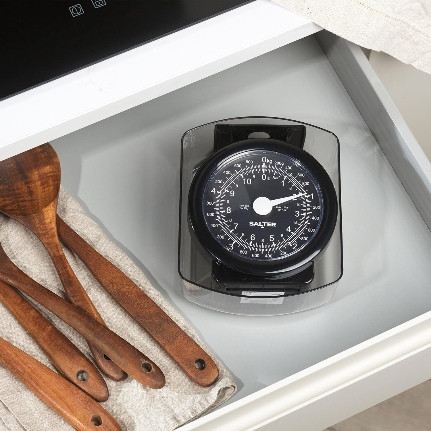 Salter Mechanical Kitchen Scale - Mini Analogue Food Scale, 5Kg Capacity, 1L Dishwasher Safe Detachable Bowl, No Batteries, Scale Fits inside Bowl for Compact Storage, Easy Read Dial, 114 BKCLDR image number 5