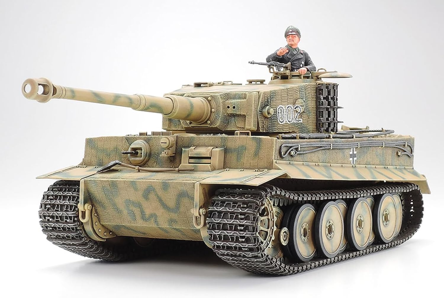 Tamiya Germantiger I MID Production 1:35 Scale Model Kit - German Panzerkampfwagen image number 6