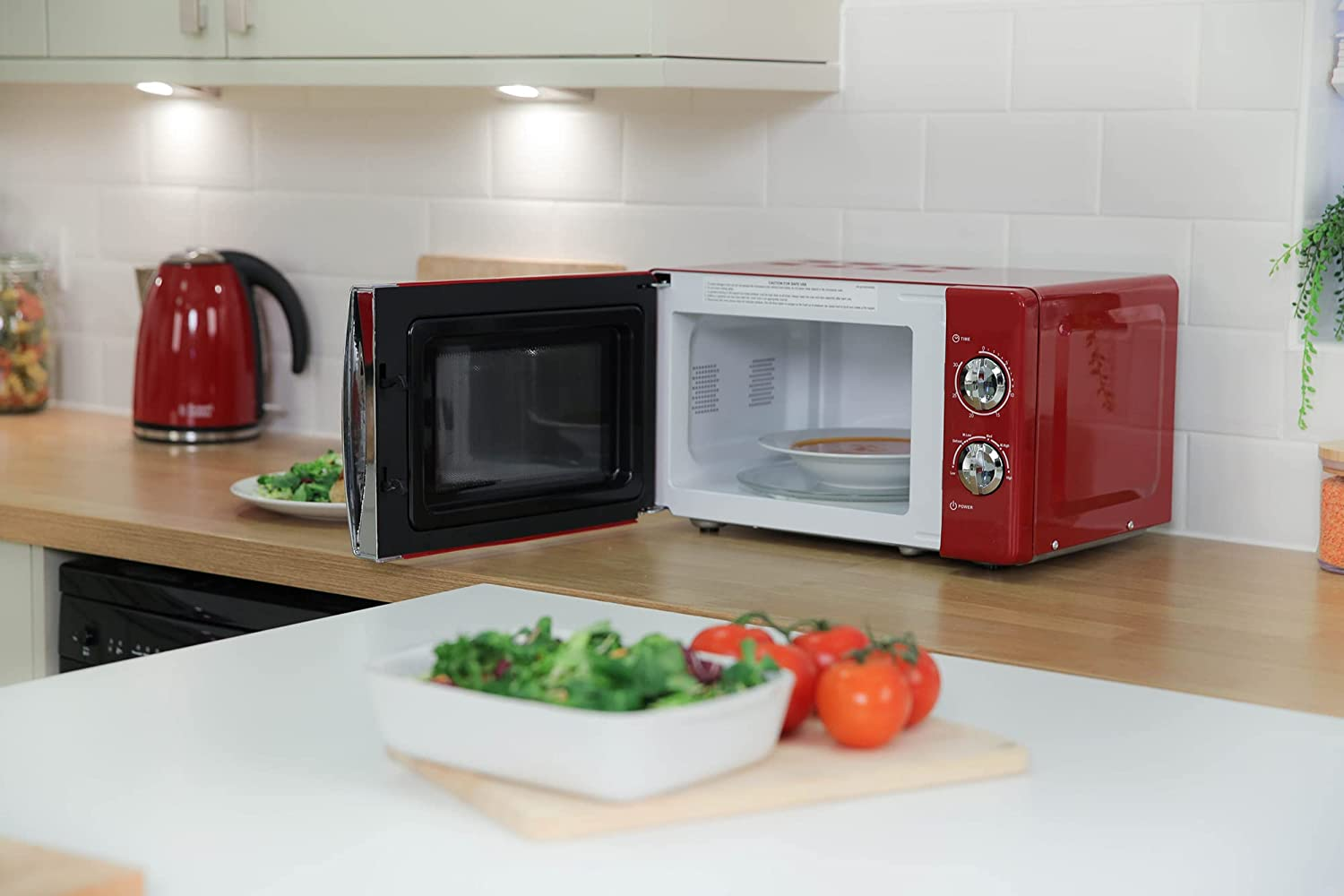 Russell Hobbs RHMM701R 17 Litre 700 W Red Solo Manual Microwave with 5 Power Levels, Ringer & Timer, Defrost Setting, Easy Clean image number 4
