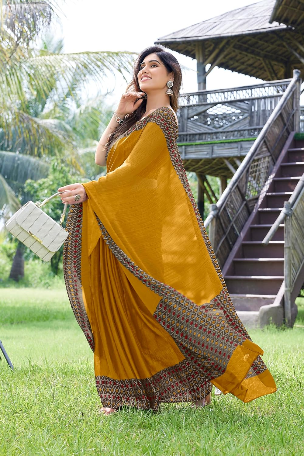 MIRCHI FASHION Women'S Stylish Chiffon Contrast Border-Pallu Printed Saree with Blouse Piece - Grey, Coffee image number 4