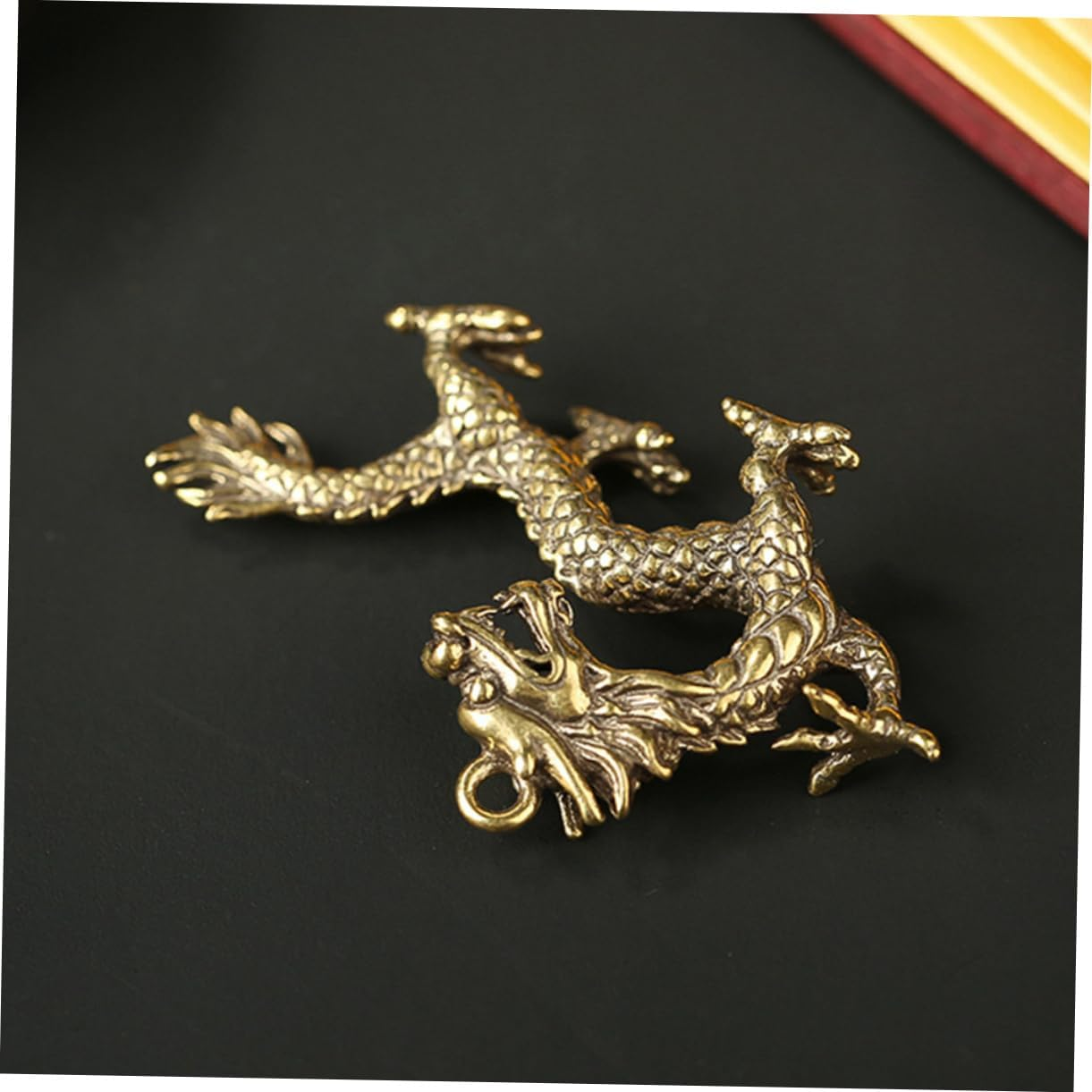 TEHAUX 2Pcs Brass Keychain Dragon Key Ring Pendant Car Key Hanging Adornment Creative Bag Hangings Chain Pendant