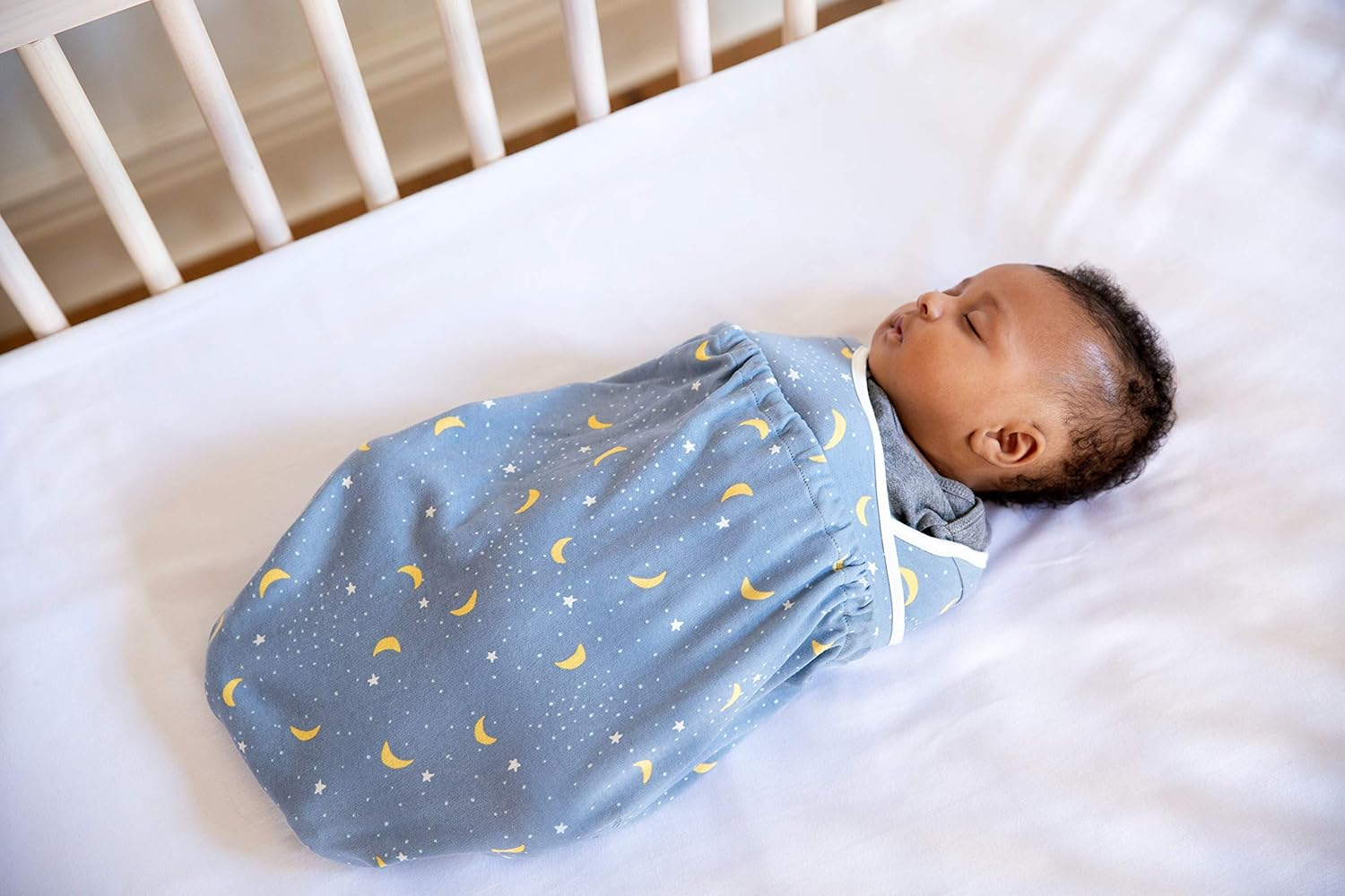 Ergobaby Ergonomic Baby Swaddle Wrap for Newborns, with Hip Positioner & Arm Pouches, 100% Breathable Cotton, Stellar image number 1