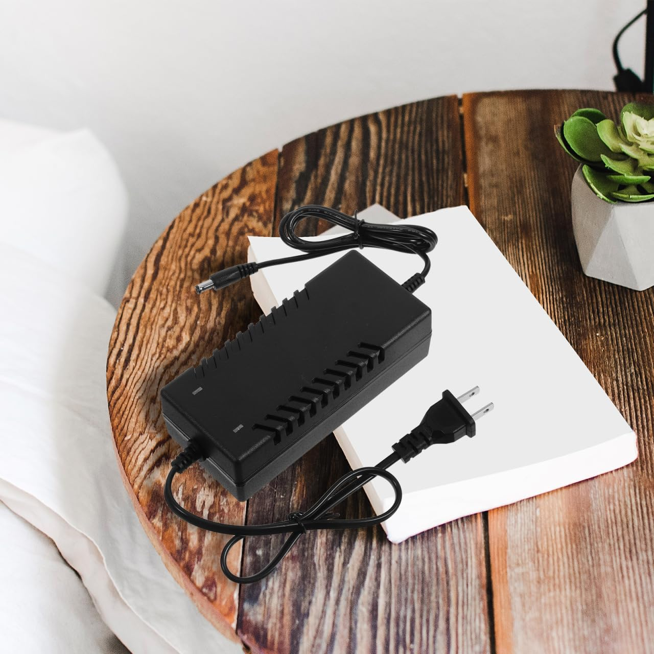 POPETPOP Secret Container Charger for Hidden Storage Discreet Money Box to Securely Hide Valuables Cash and Jewelry Durable High Camouflage Design for Home Use image number 2