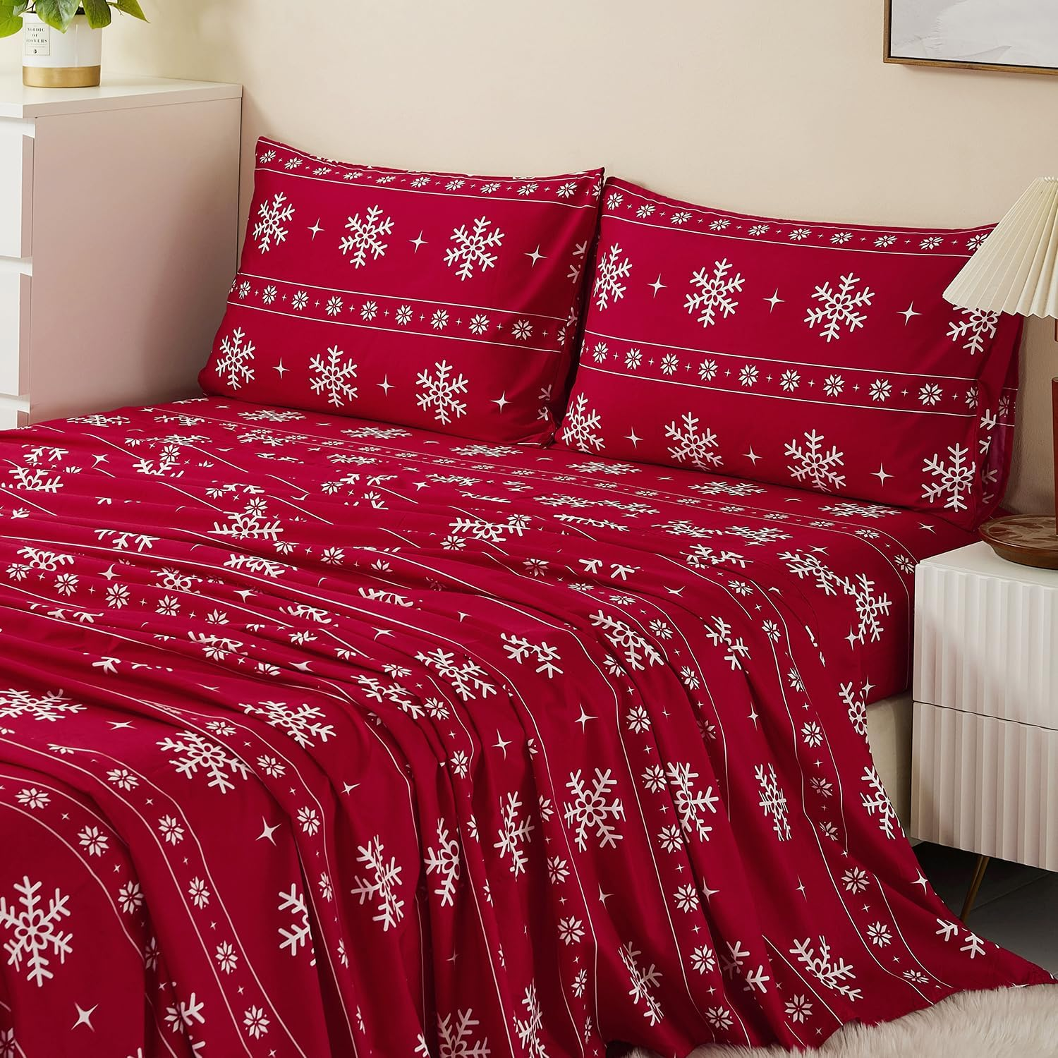 Vaulia Soft Microfiber Sheets, Print Snowflake Pattern, 4-Piece Set (1 Fitted Sheet 1 Flat Sheet 2 Pillowcases) (Red/White Snowflake, King) image number 7
