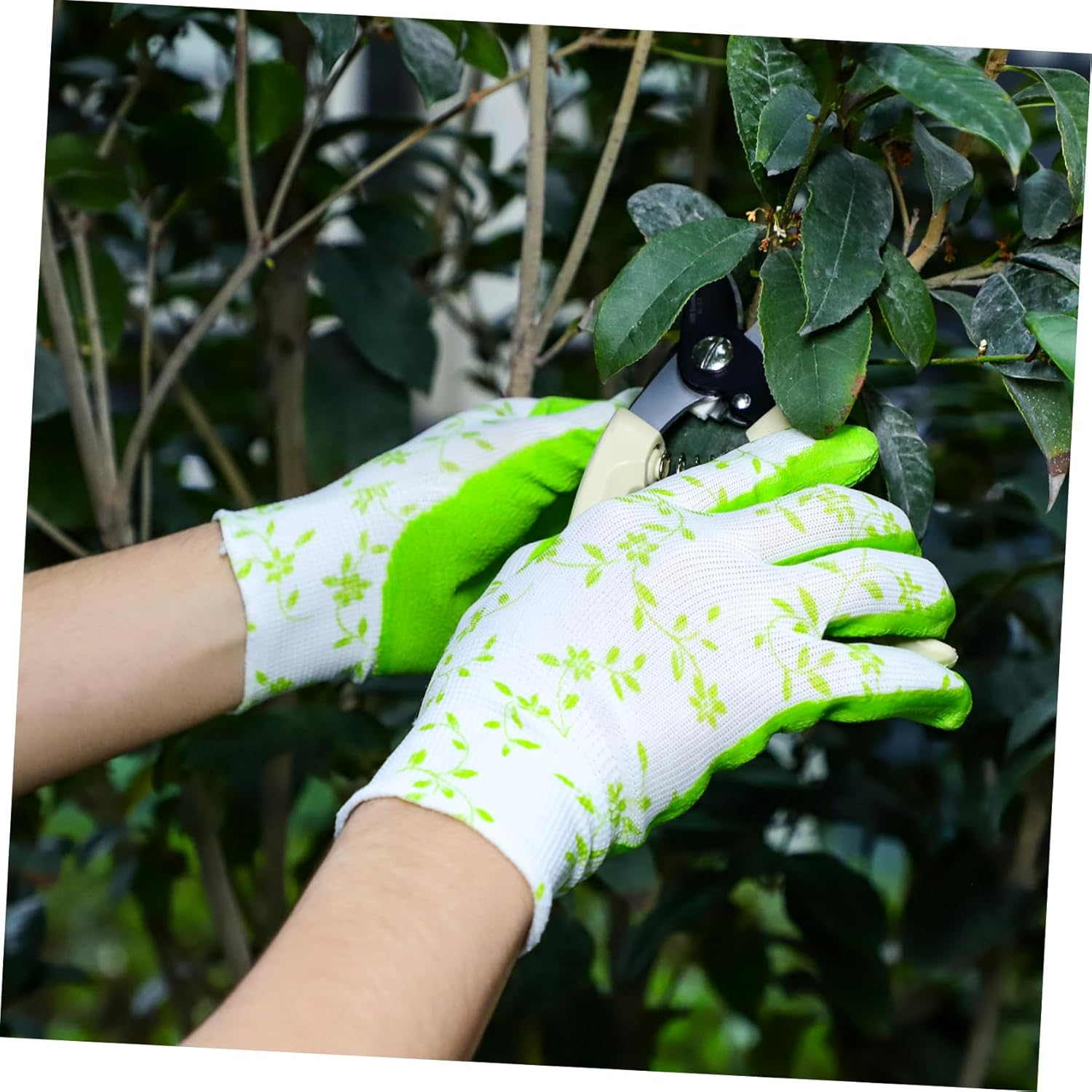3Pairs Men Work Gloves Women Gardening Gloves of Long Cut Resistant for Construction image number 1