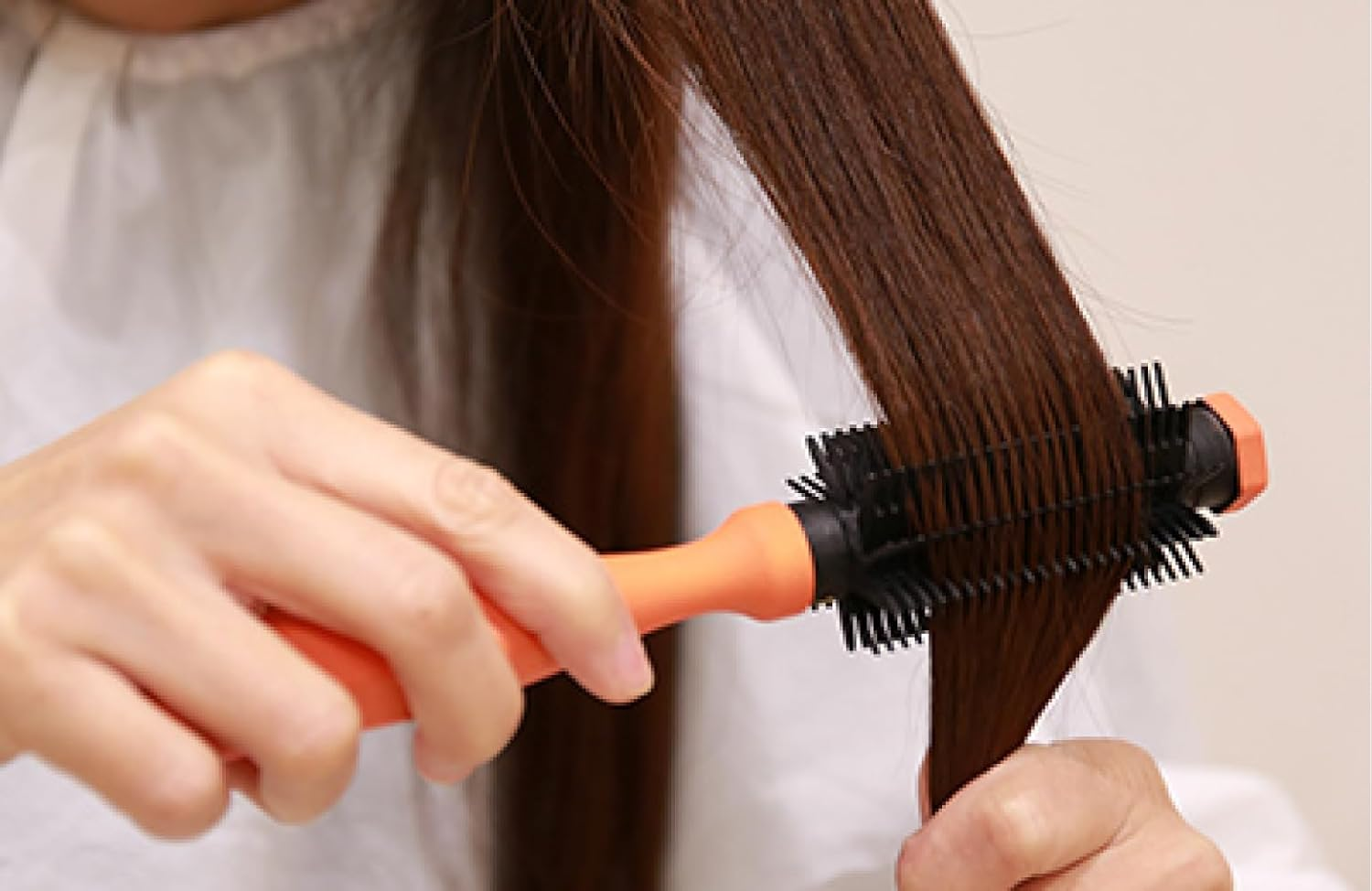 Rose De Marrakech (ROSE DE MARRAKECH) Easy Haircut at Home! Rolling Type Haircut Leather Coupe image number 4