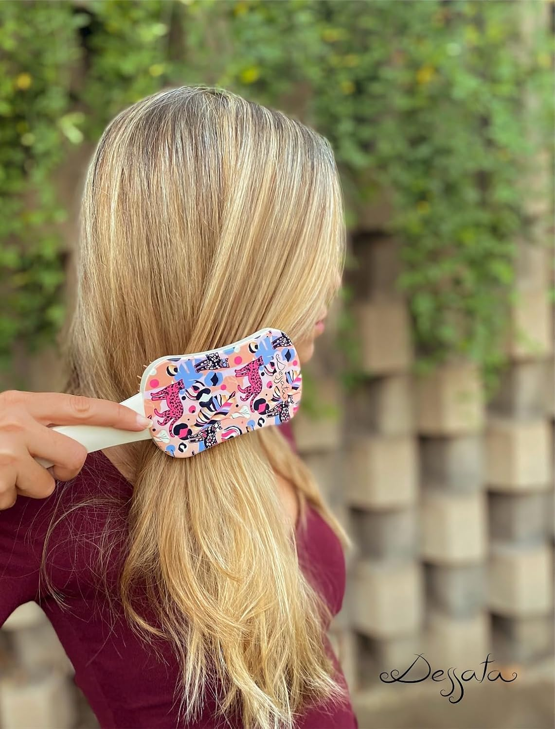 DESSATA Detangling Anti-Tangle Hair Brush with Handle Mint Green image number 1