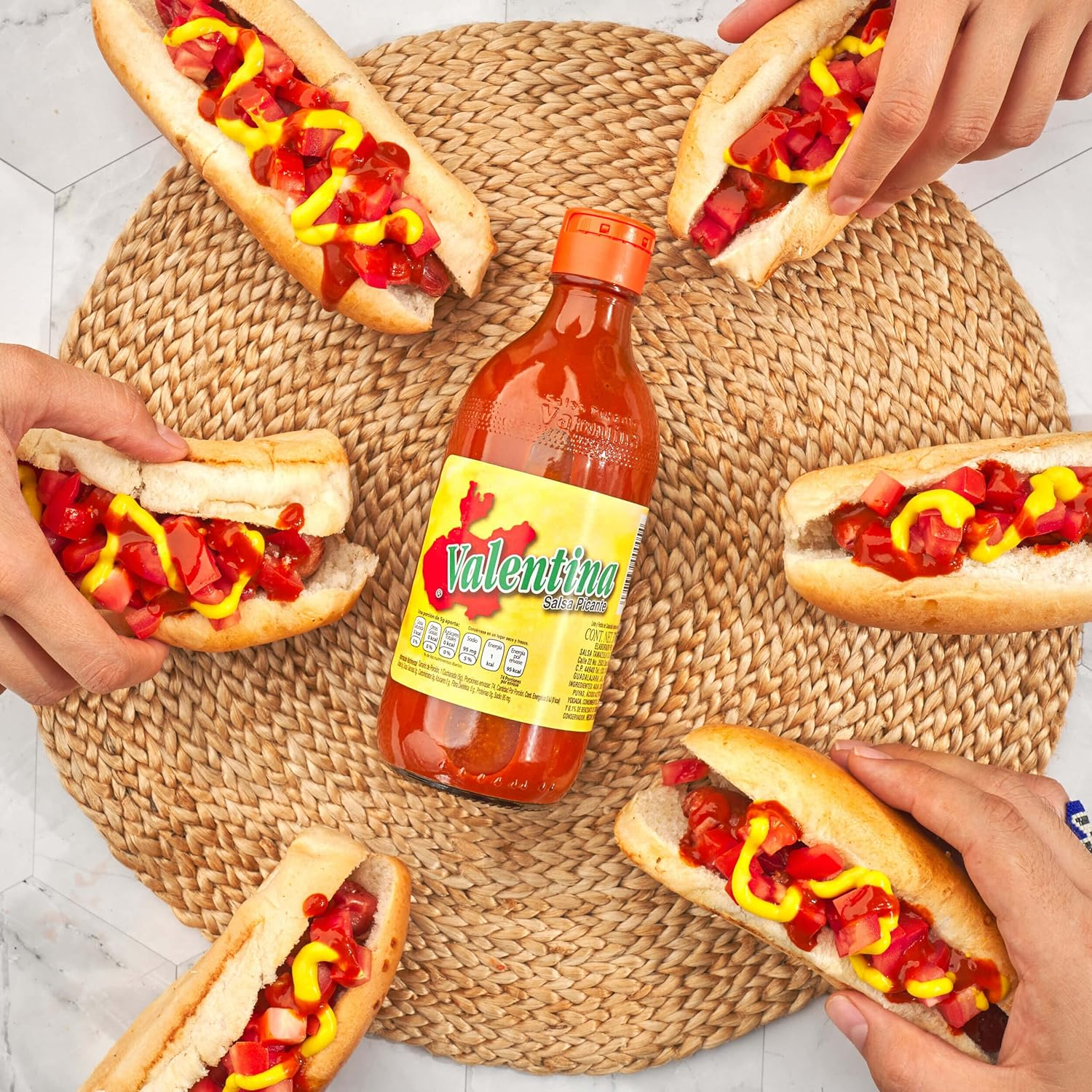 Valentina Hot Mexican Sauce, 370 Ml image number 2