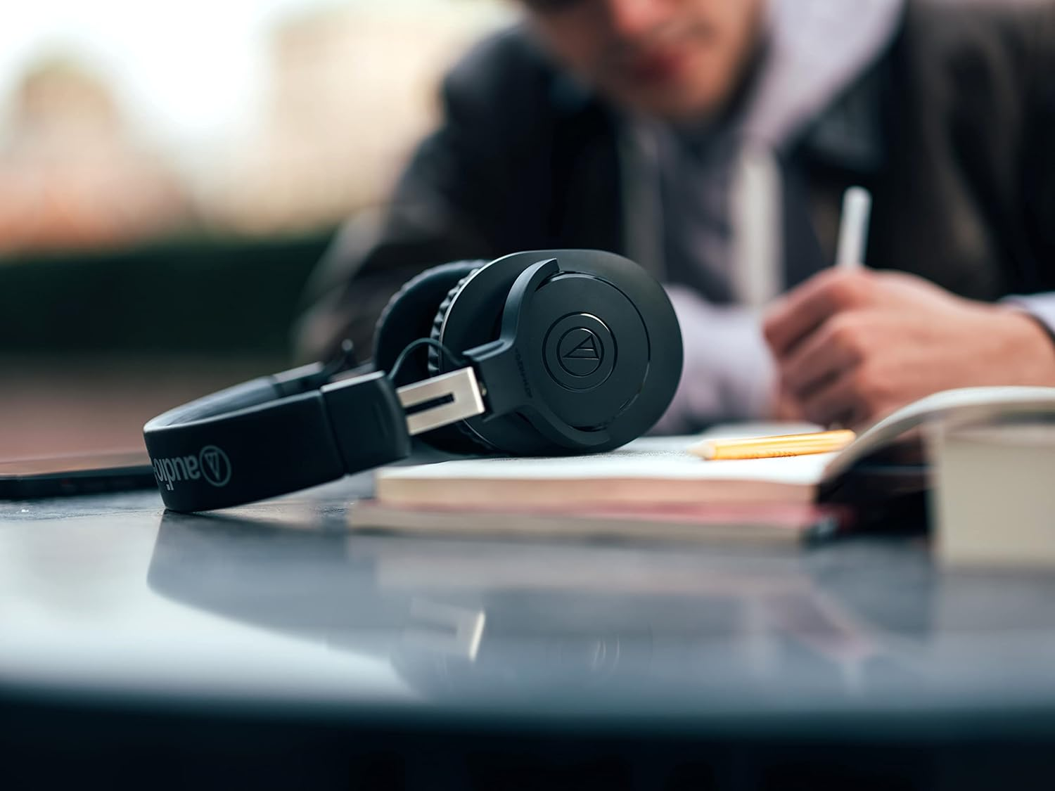 Audio-Technica M20XBT Wireless Headphone Black image number 5