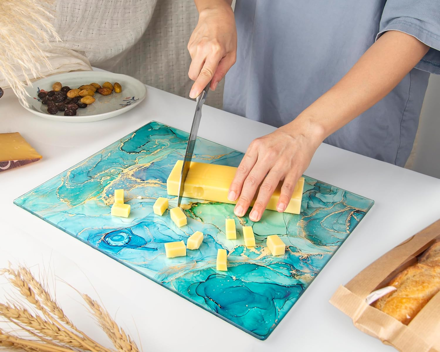 Kitchenville Glass Chopping Board 40X30Cm : Tempered Glass Worktop Savers for Kitchens, Durable, Scratch-Resistant, Heat-Proof - Turquoise Ocean image number 3