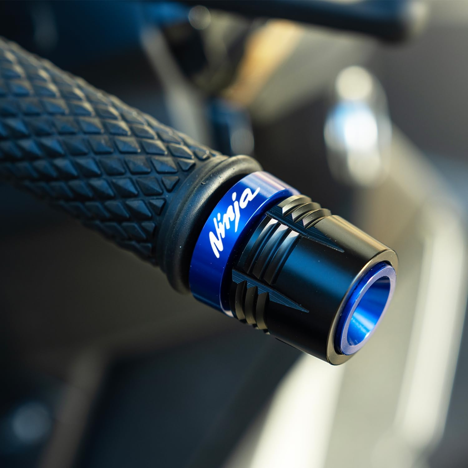 MOWOK Fit for Ninja 250 300 400 500 1000 400R 250R 250SX 1000SX H2R ZX14R ZX10R ZX6R ZX600 Zx636 ZX4RR ZX4R Motorcycle Accessories Handle Bar Ends Handlebar Grips Plug Caps - Green image number 4